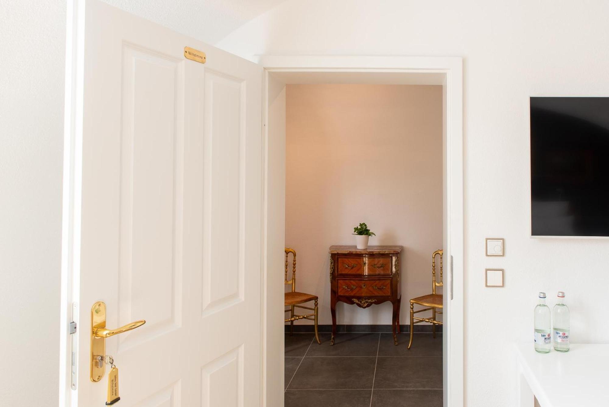באיירוט Schloss Hotel Colmdorf מראה חיצוני תמונה