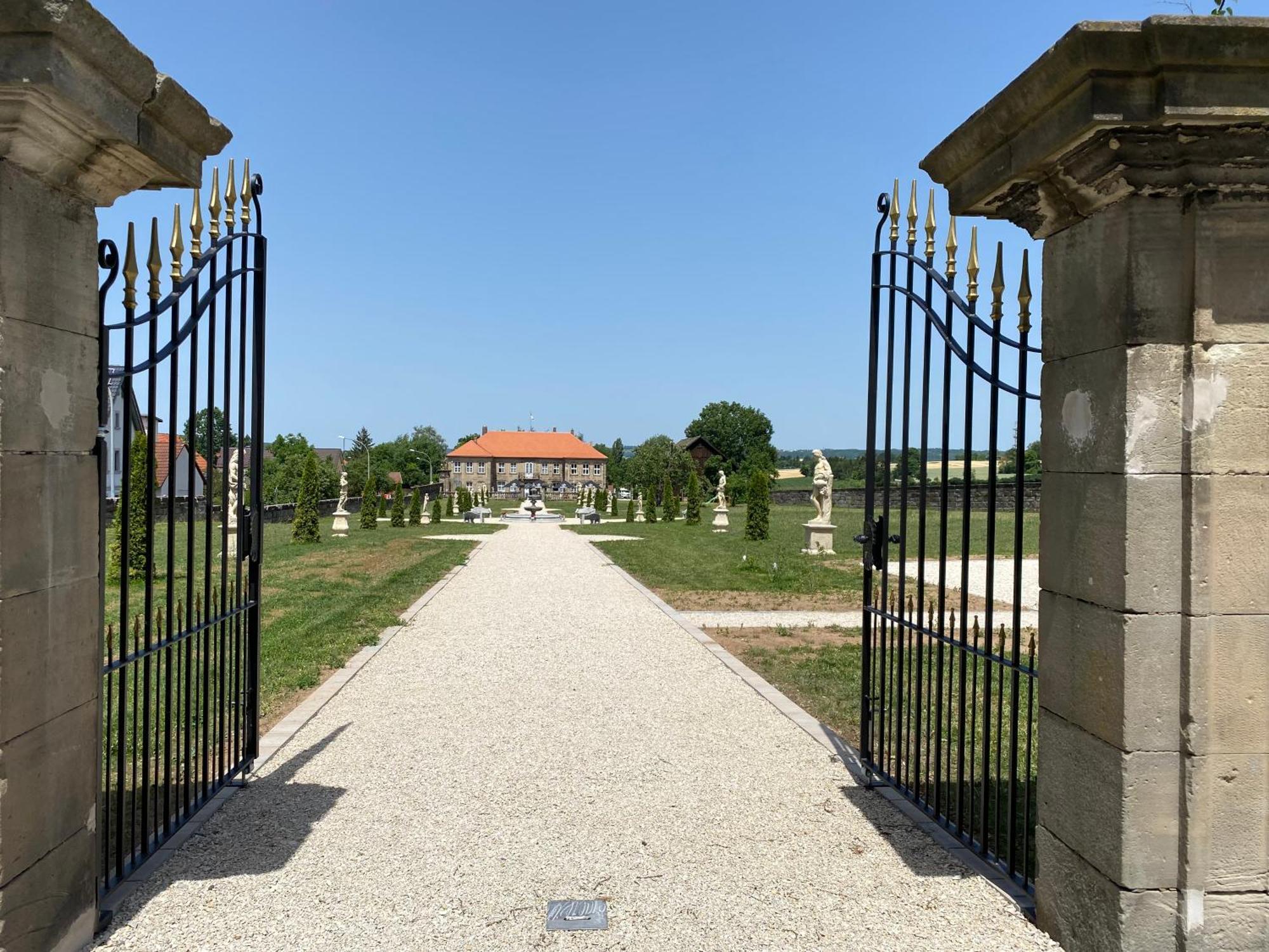 באיירוט Schloss Hotel Colmdorf מראה חיצוני תמונה